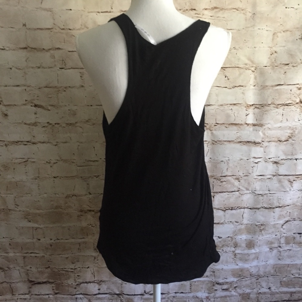 Muscles Tank - Picture 4 of 8